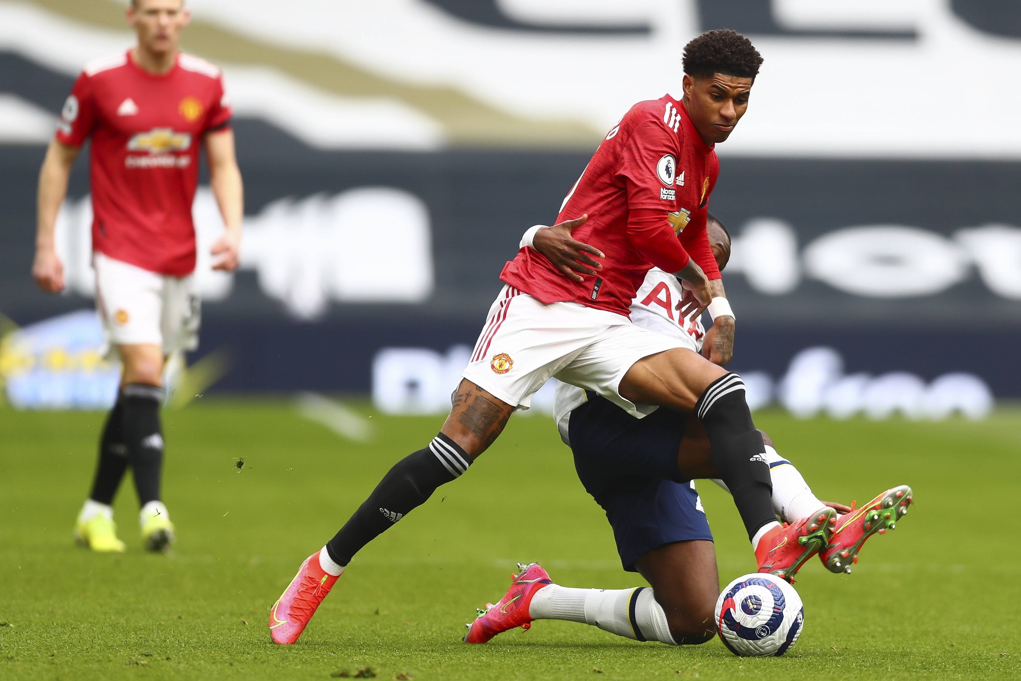 现与角色定 现与角色定